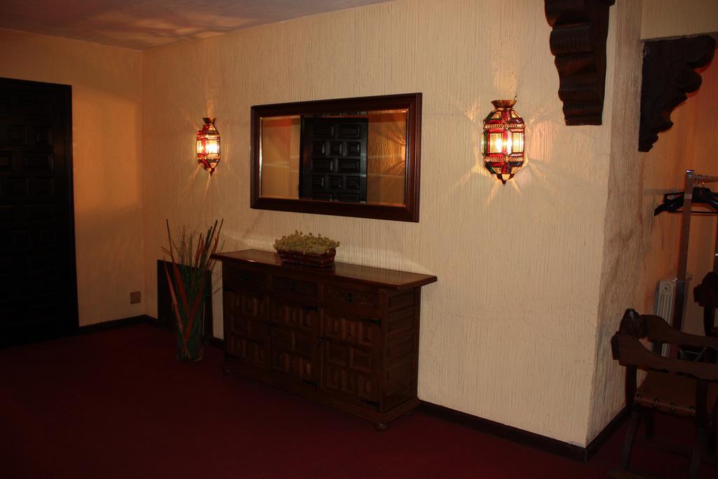 Hotel Restaurante Astorga Pradorrey ภายนอก รูปภาพ
