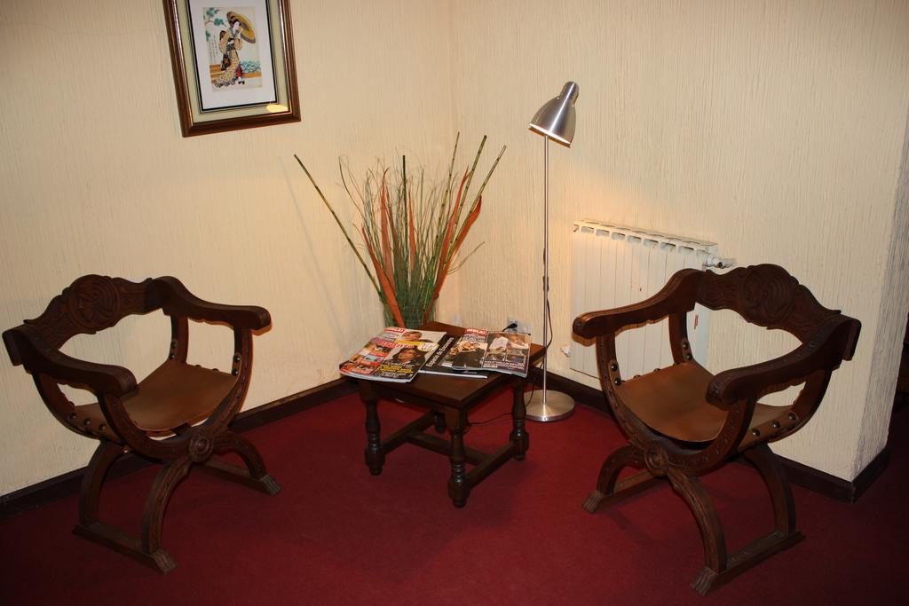 Hotel Restaurante Astorga Pradorrey ภายนอก รูปภาพ